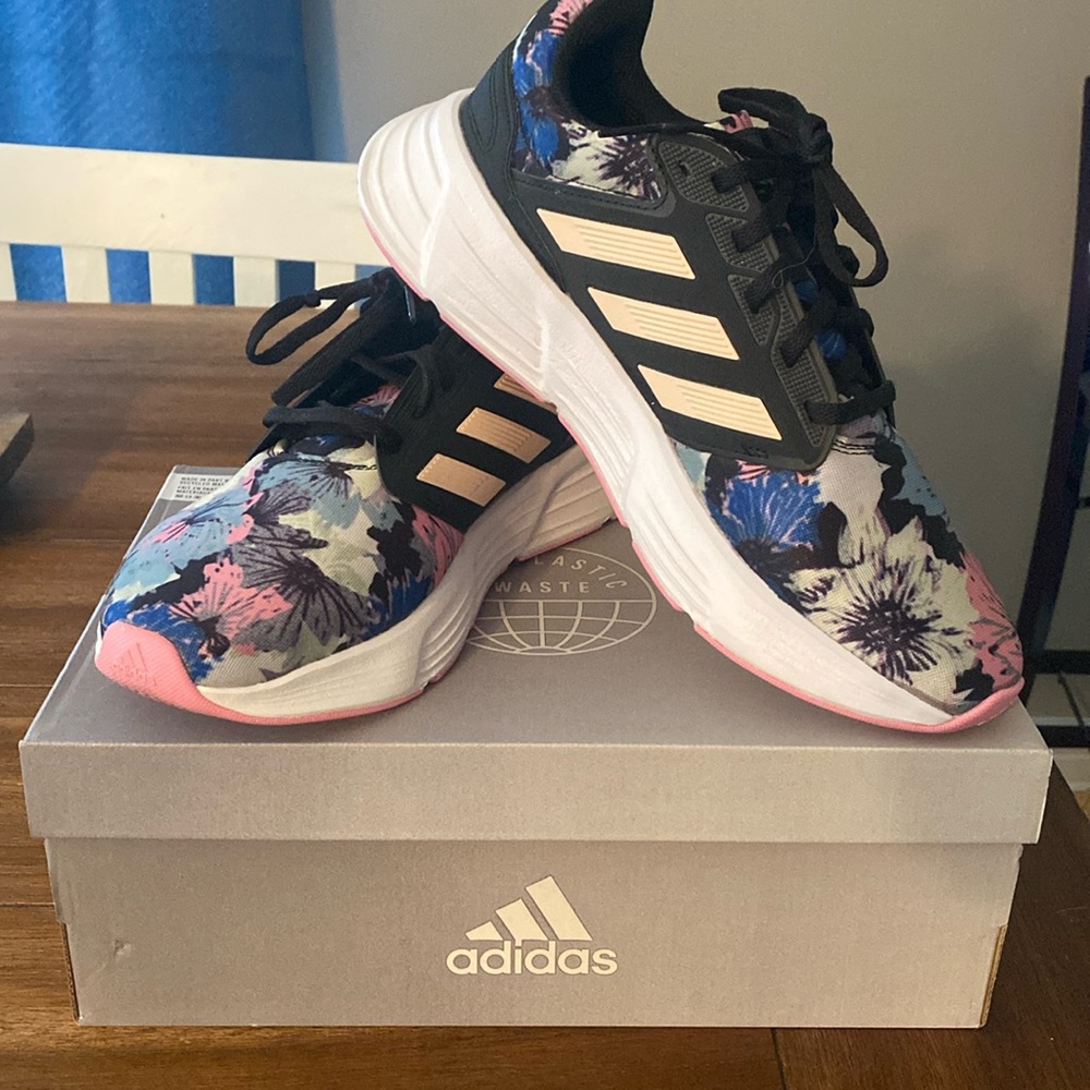 Women’s Galaxy 6 Adidas